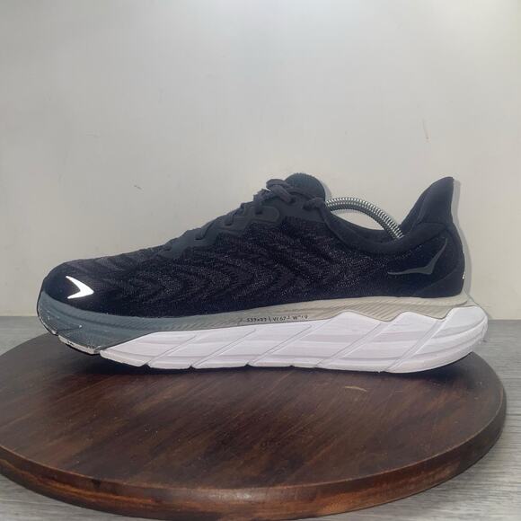 Hoka One One Arahi 6 1123194 BWHT Athletic Sneaker Mens 11 D Black Mesh Running main image 14